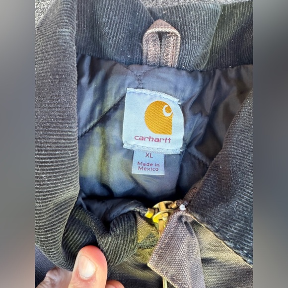 Carhartt coat insulated - Picture 2 of 4